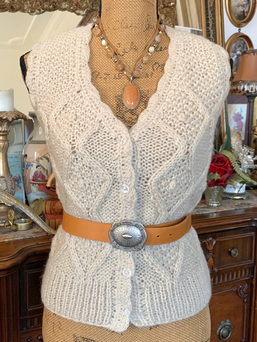 Vintage 90's? Romantic Beige Country Cottagecore Victorian-inspired Boho Vest
